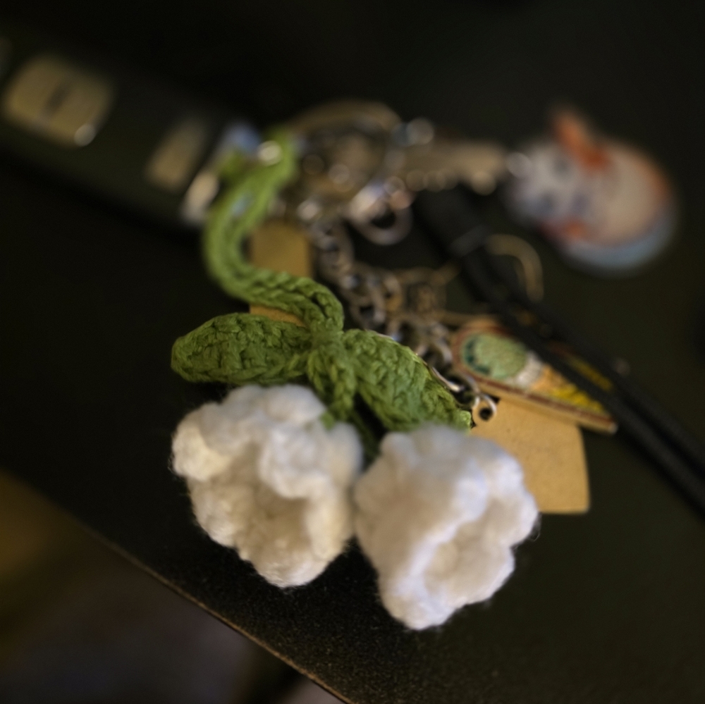 Handmade Crochet White Flower Keychain